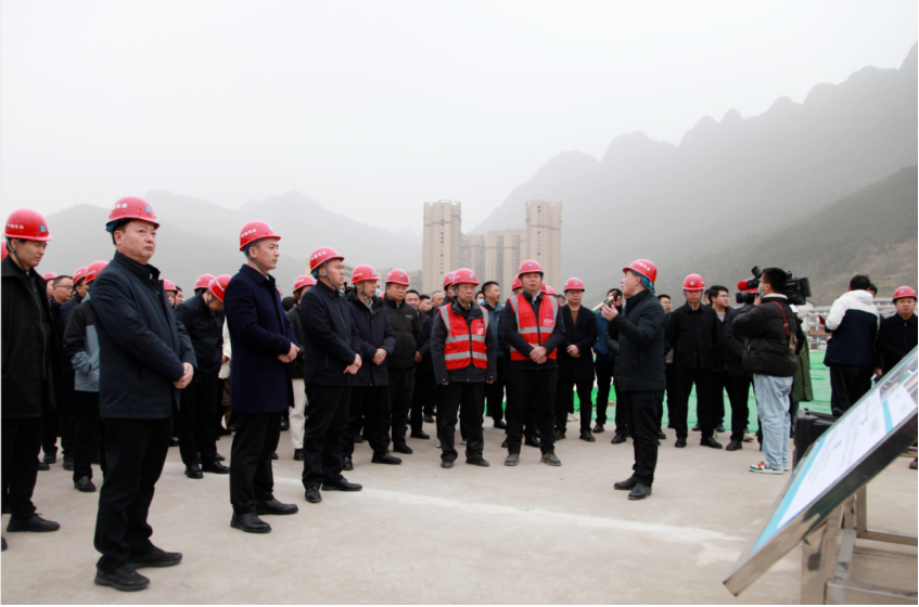 剑阁县“新春第一会”全力以赴抓<font color='red'>项目</font>促发展