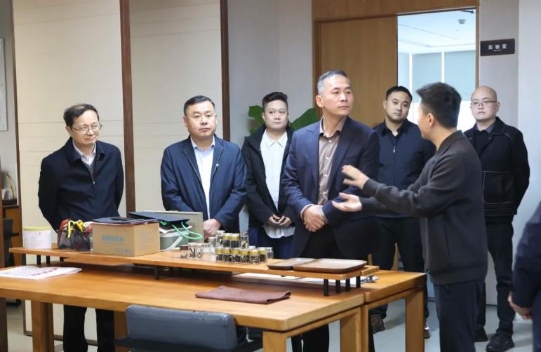 范为民到成都开展投资促进活动