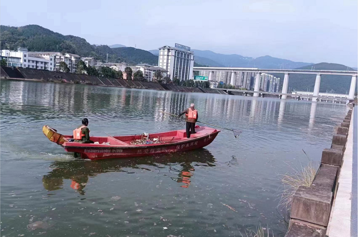 <font color='red'>剑阁县</font>水利局：部门联动齐发力 共创文明城市良好水环境