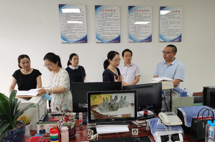 <font color='red'>剑阁县</font>统计局实地走访部分规上服务业企业