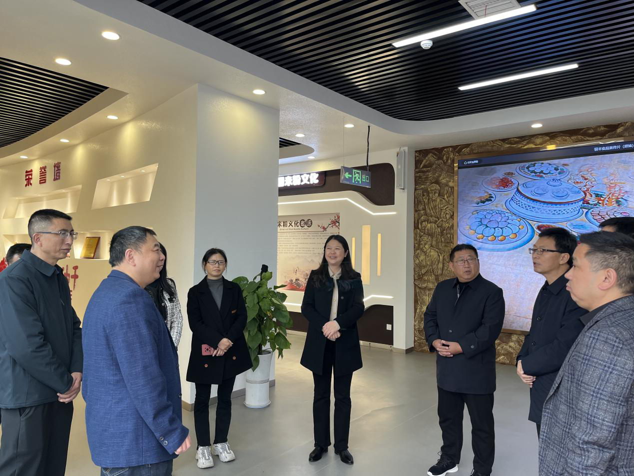 <font color='red'>剑阁县</font>豆腐产业专班赴广安岳池考察调研