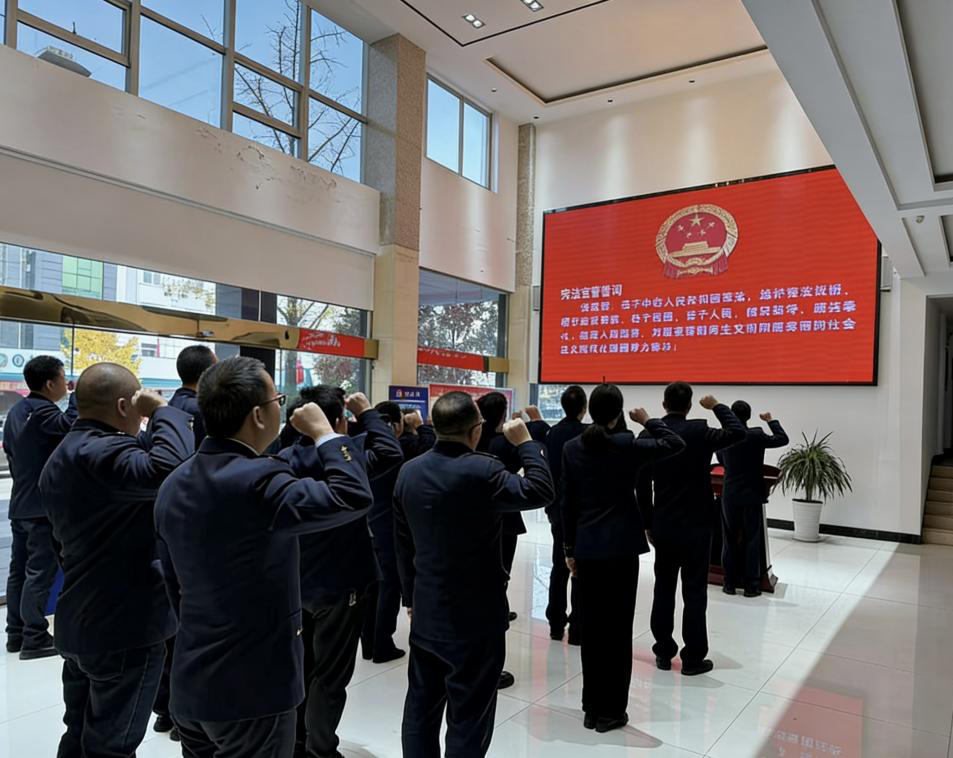 <font color='red'>剑阁县</font>税务局多形式开展宪法宣传 弘扬法治精神