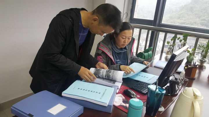 C:\Documents and Settings\Administrator\桌面\图片2.jpg