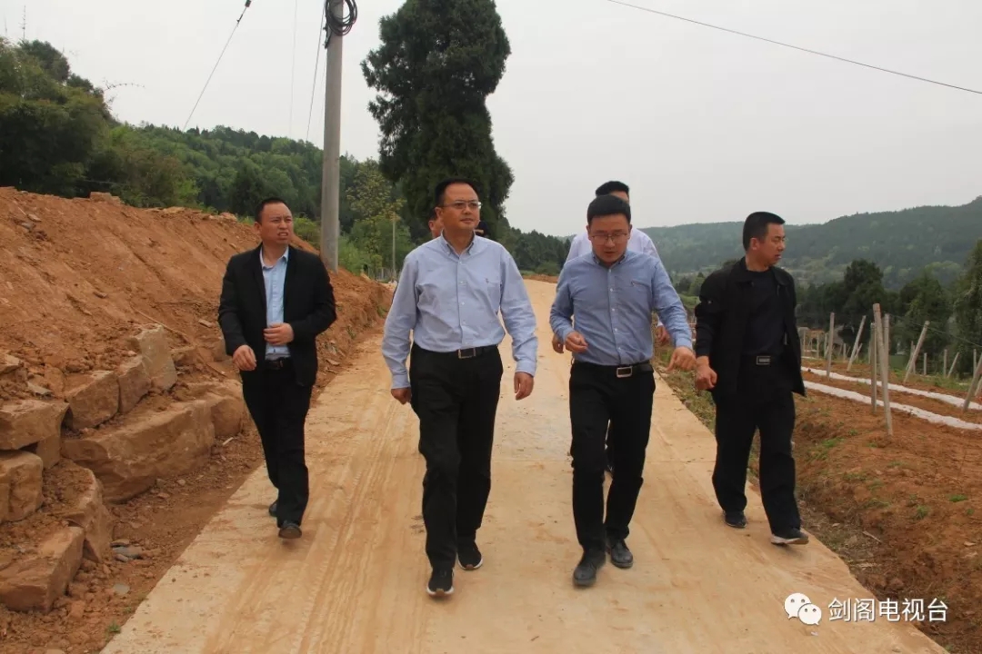 C:\Users\xzf1\Desktop\11.webp (1).jpg